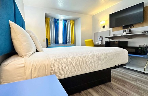 Allison Hotel | Microtel Inn by Wyndham Gallup