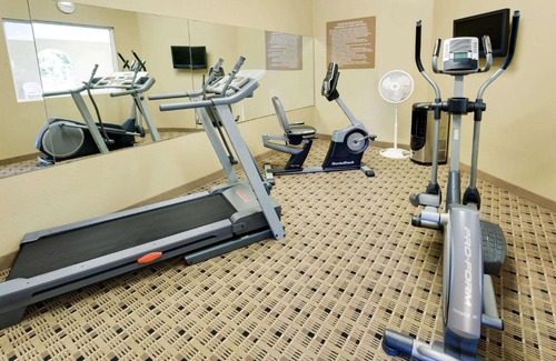 Southside Hotel | Microtel Inn & Suites by Wyndham Prairie du Chien