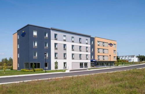 Lachute Hotel | Microtel Inn & Suites by Wyndham Lachute