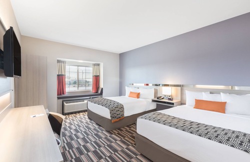Perry Hotel | Microtel Inn & Suites By Wyndham Perry