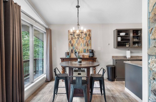 Cherokee Village House | Mid-Century Lakefront Home, Dog-Friendly with Hot Tub