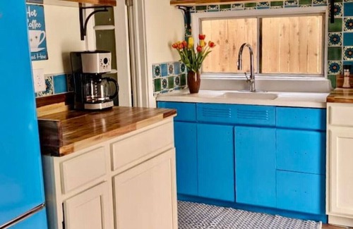 Las Cruces House | Mid-century marvelous 1 bed, pets welcome!