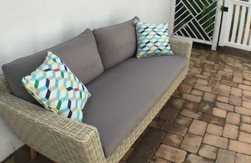 Northeast Virginia Beach Apartment | Mid century modern 1 bedroom apartment