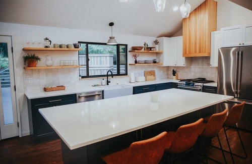 Kelso House | Mid Century Retreat With Barrel Sauna!