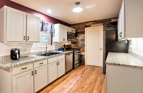 North Richland Hills House | Mid-Cities Oasis: Pool, Hot Tub, and Pet-Friendly