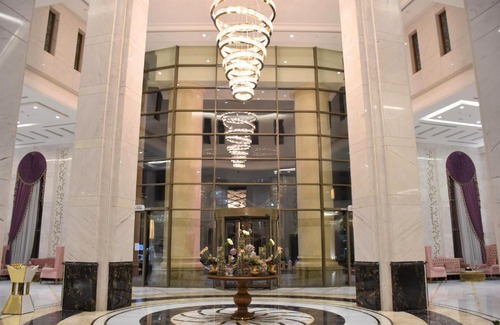 Al Aziziyah Hotel | Midan Hotel & Suites Al Aziziya