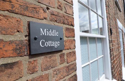 Louth House | Middle Cottage