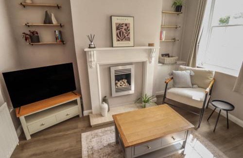 Louth House | Middle Cottage