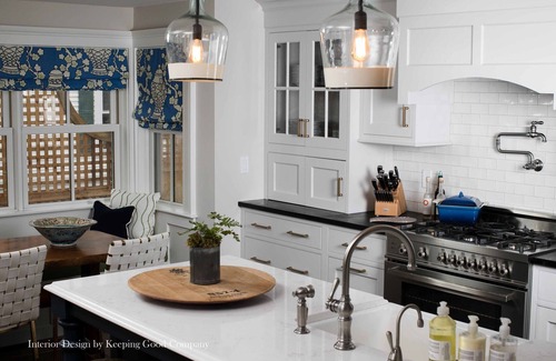 Middlebury - Warren House | Middlebury, VT Newly renovated four bedroom Luxury Home (sleeps 8)