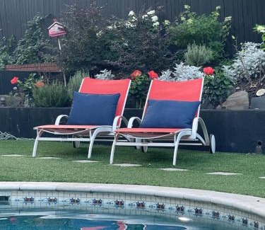 Midtown House | Midtown 6bed 5bath w pool and sauna