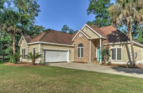 Sunbury House | Midway House by Sunbury Channel - Walk to Marina!