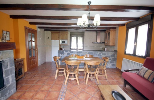 Saravillo Cottage | Miguelo Apartments