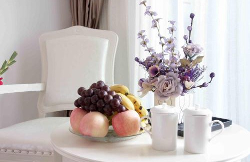 East Huanshi Road Apartment | Mihua Times You Apartment
