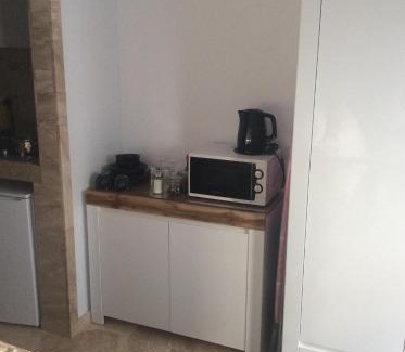 Rakowiec Apartment | mika rooms Raclawicka 144 & Wislicka 3 Studio - Adults Only