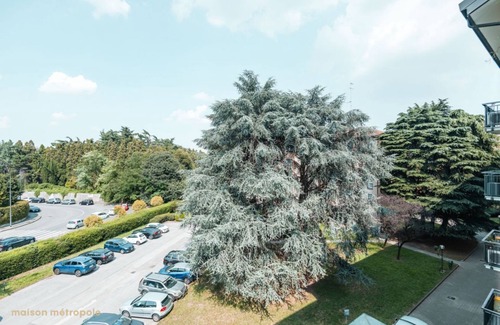Gallaratese Apartment | Milan Bonola Apartment, free parking