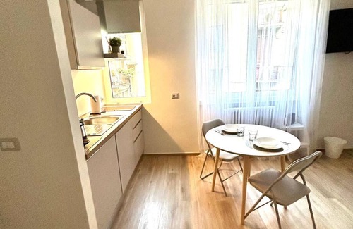 Cascina dei Pomi Apartment | Milan Nolo vibes, cozy studio apartment 10 minutes from the Duomo