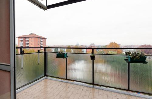 Chiesa Rossa Apartment | Milano Famagosta Balcony Apartment
