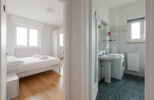 Chiesa Rossa Apartment | Milano Famagosta Balcony Apartment