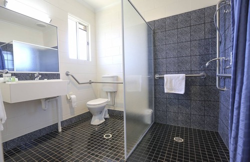 Gol Gol Hotel | Mildura Riverview Motel
