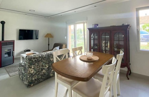 Mladenovac Apartment | Milines vila