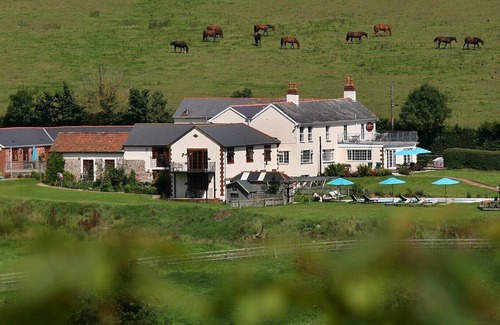Sidmouth Cottage | Milking Parlour - Self Catering Cottage