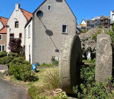 Lower Largo House | Mill Cottage