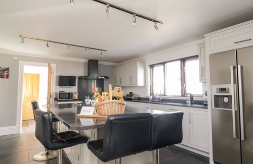 Eamont Bridge Cottage | MILL END, pet friendly, luxury holiday cottage in Penrith