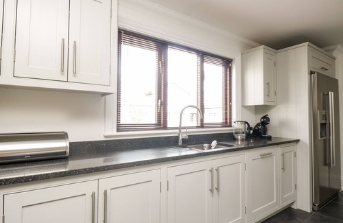 Eamont Bridge Cottage | MILL END, pet friendly, luxury holiday cottage in Penrith