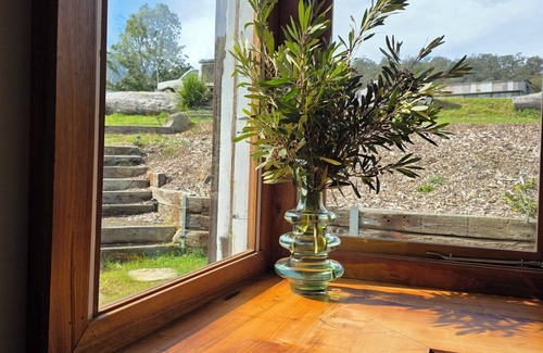 Brooman Cottage | Mill House is a newly renovated cottage with charm and inspires relaxation