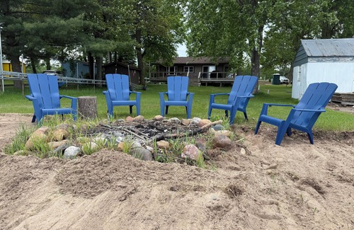 Vineland Cabin | Mille Lacs Lakefront Gem: Beach, Casino & Fishing