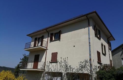 Serravalle di Chienti House | Mille papaveri rossi Casa di Angela