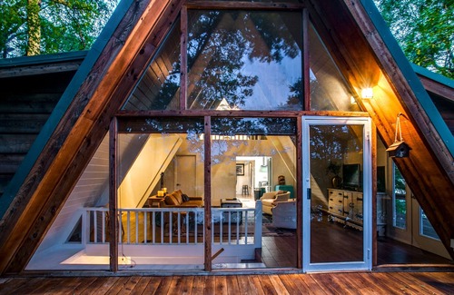 Lake Worth Cabin | Miller's Cozy Lakeside Cabin - Lake Worth!