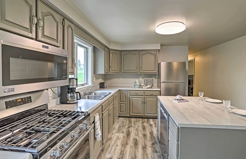 Millersburg House | Millersburg Home w/Covered Porch & Fire Pit!