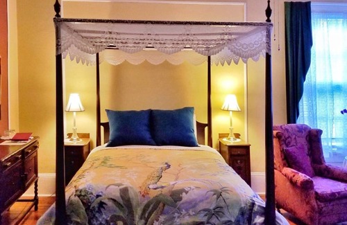 Quincy Bed & Breakfast | Millhouse Inn