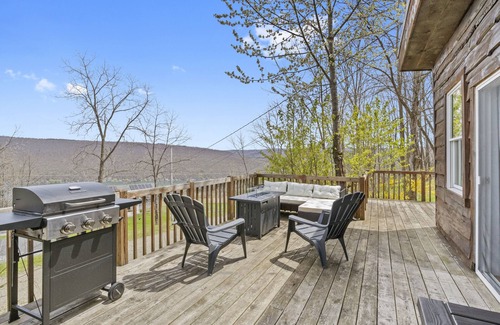 Naples Cabin | Million Dollar Lake View at The Overlook Cabin
