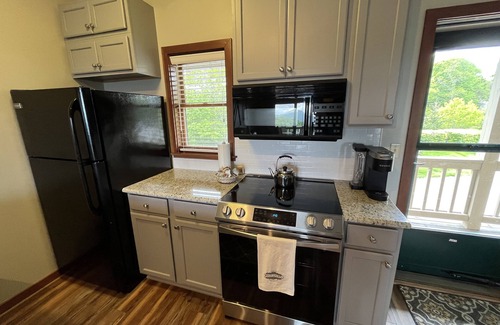 Wolf Laurel Condo | Million Dollar views, and walk to the Country Club.