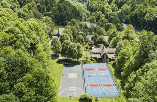 Wolf Laurel House | Million $$ Home, Elevator, View of Big Bald, Hot Tub, Sleeps up to 12