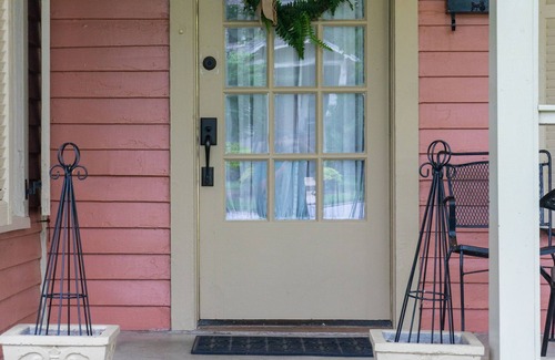 Bardstown Cottage | Millstone Cottage, 2 BR/1 BA/Patio- Downtown