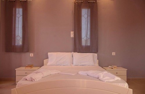 Kalamaki House | Milos Apartments