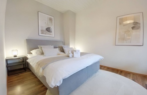 Recklinghausen Apartment | Milpau: Central | Parking lot | Netflix | Smart TV