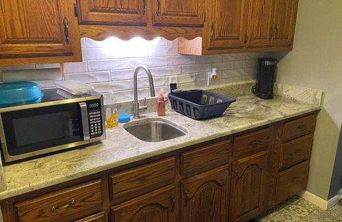 Owensboro Apartment | MILSuite separate entry.close to all things Owensboro and Daviess County.