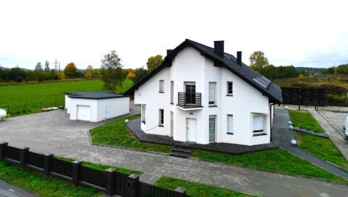 Łukow House | Milten Pniów