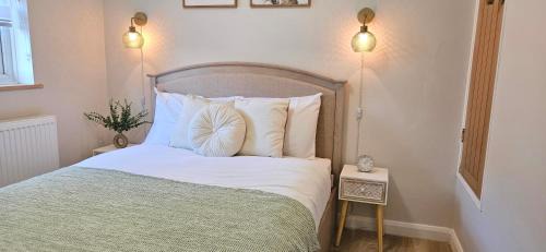 Milton Keynes Apartment | Milton Keynes 3BR Home Town Centre Families Free Parking