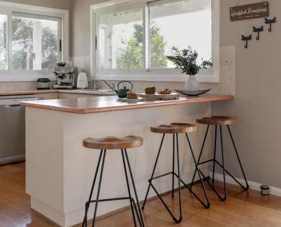 Woodstock House | Milton Woodstock Homestead Luxury retreat with NEW 11M POOL just minutes from the beach
