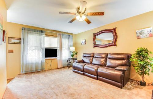 Milwaukee House | Milwaukee Home with Fire Pit about 8 Mi to Lake Michigan