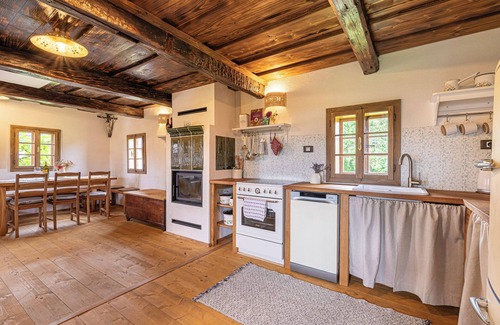 Metlika Ski Chalet | Mimi Cottage near Kolpa River, Gradac, Slovenia