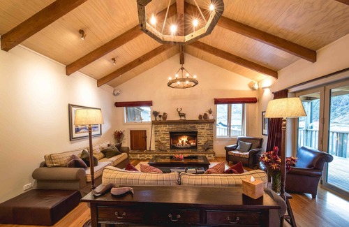 Minaret Bay Cabin | Minaret Station Alpine Lodge
