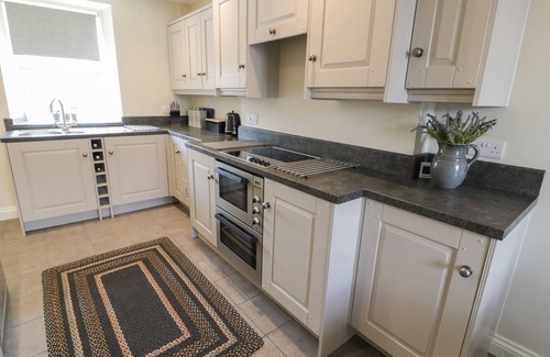 Trawsfynydd Cottage | MINFFORDD, family friendly, character holiday cottage in Trawsfynydd