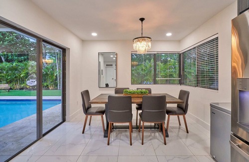 North Miami Villa | Mini Golf+Cool Spots+Grill & Terrace| Ideal Villa