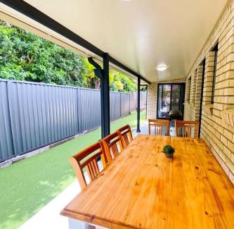 Aratula House | Mini Golf Getaway